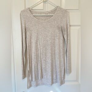 Mercer & Madison Women's Heather Gray Long Sleeve Top